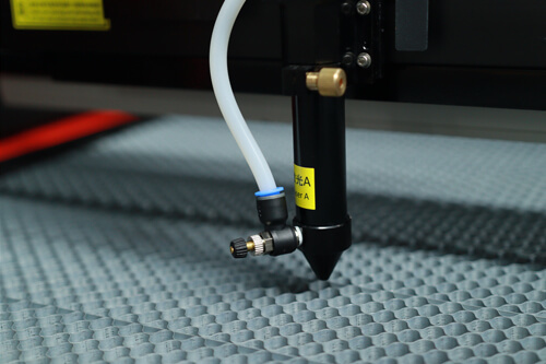 Découpeur laser C-1080
