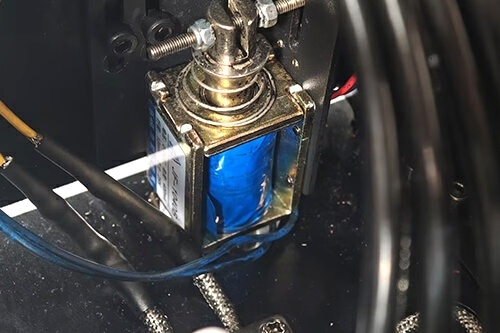 Imprimante à plat grand format UV-H1612