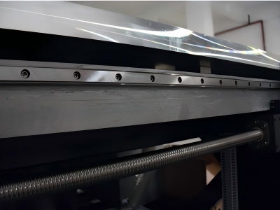 Imprimante à plateau grand format UV-H2513