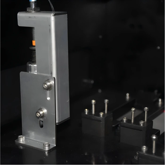Imprimante &agrave; plateau grand format UV-H2513