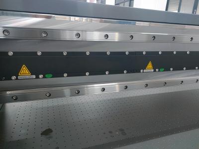 Imprimante à plateau grand format UV-H2513