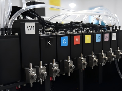 Imprimante à plateau grand format UV-H2513